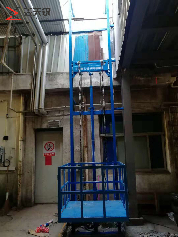 银川导轨式升降货梯